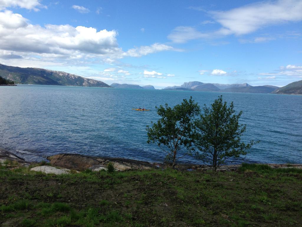 Brekkestranda Fjordhotel Brekke  Buitenkant foto