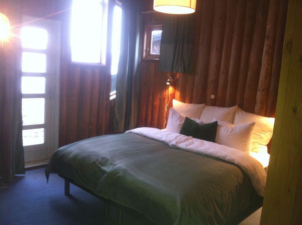 Brekkestranda Fjordhotel Brekke  Buitenkant foto
