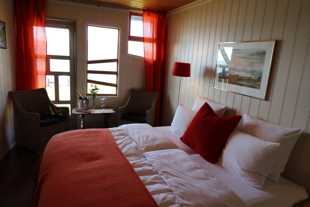 Brekkestranda Fjordhotel Brekke  Buitenkant foto