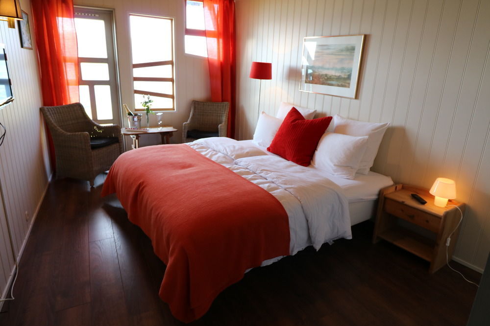 Brekkestranda Fjordhotel Brekke  Buitenkant foto