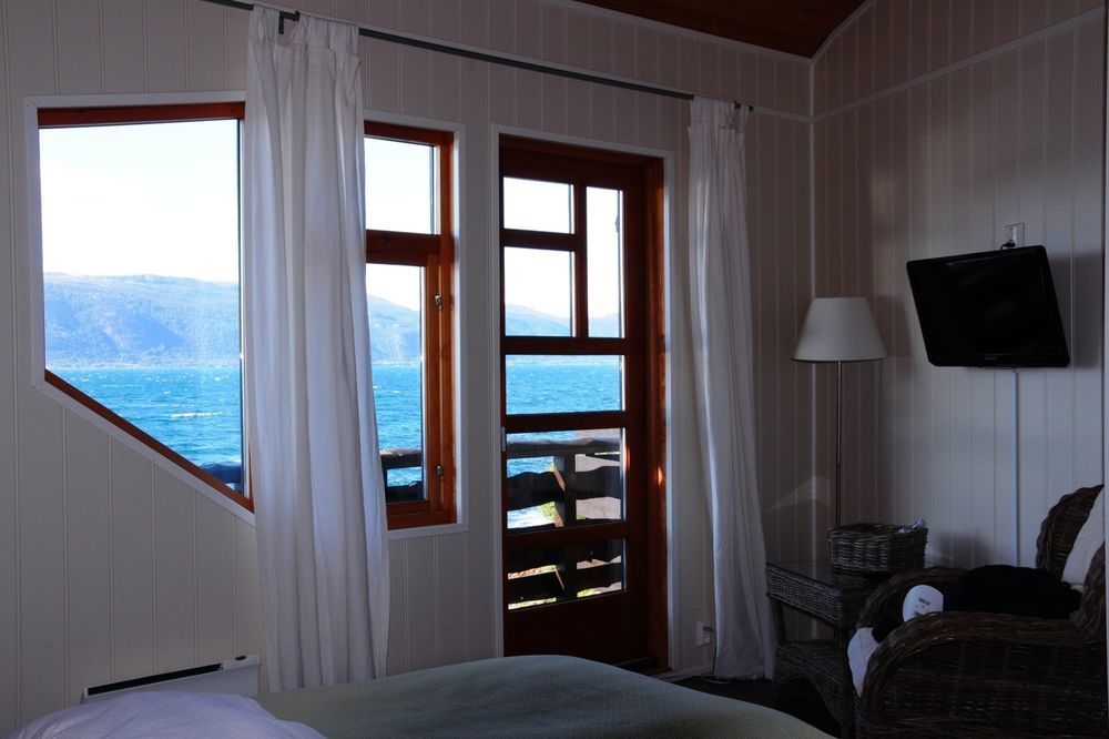 Brekkestranda Fjordhotel Brekke  Buitenkant foto